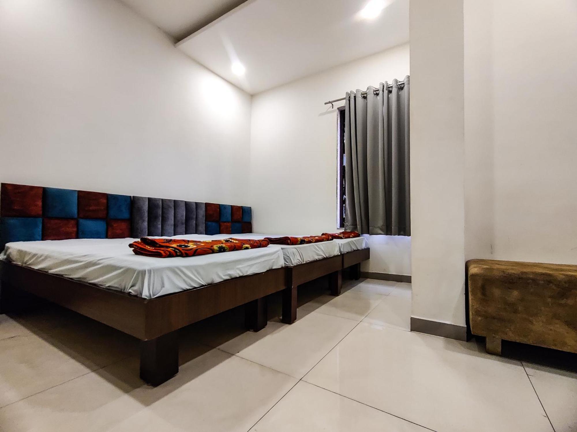 Basera AC DORMITORY&ROOMS Nagpur Buitenkant foto