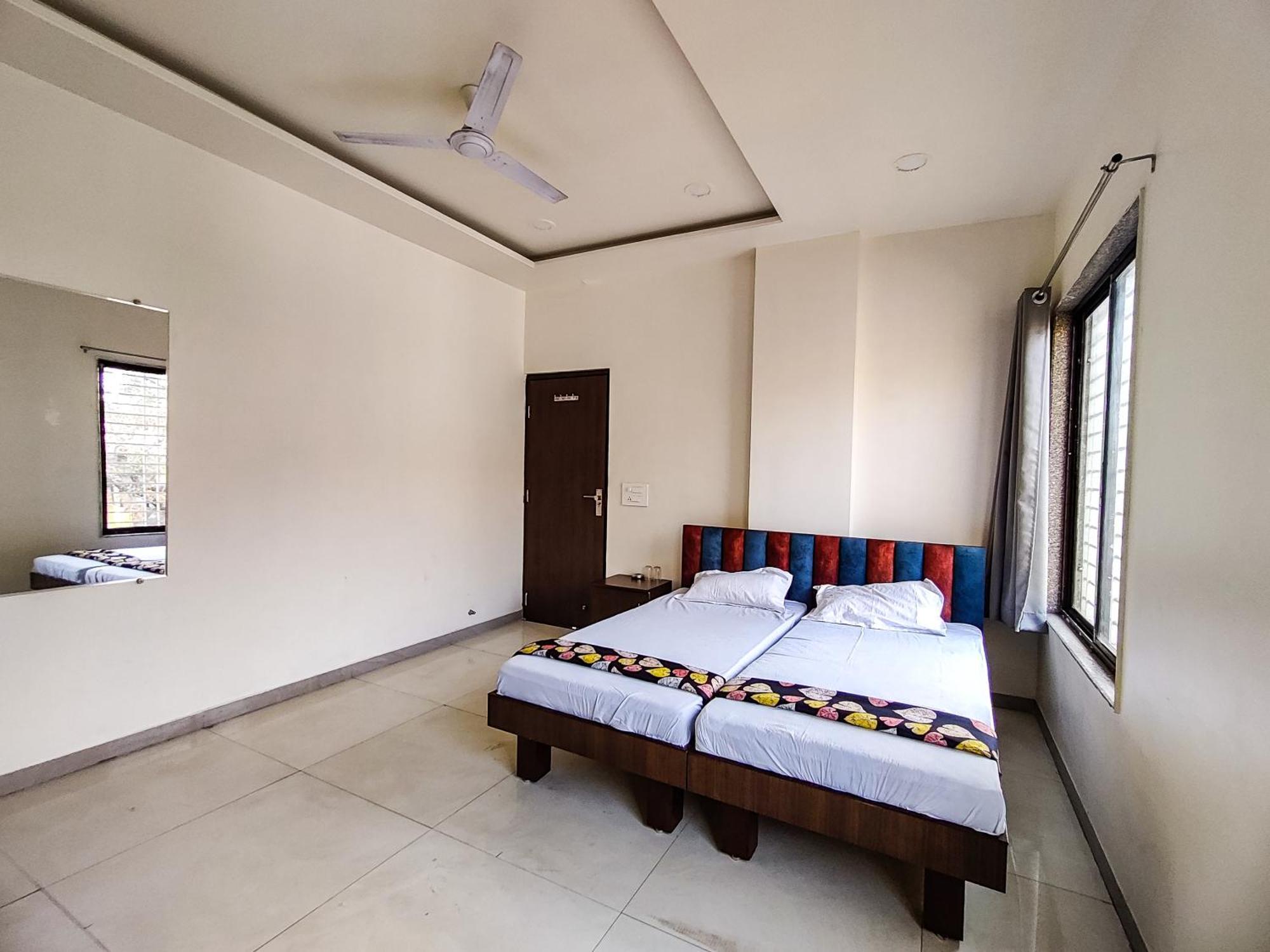 Basera AC DORMITORY&ROOMS Nagpur Buitenkant foto