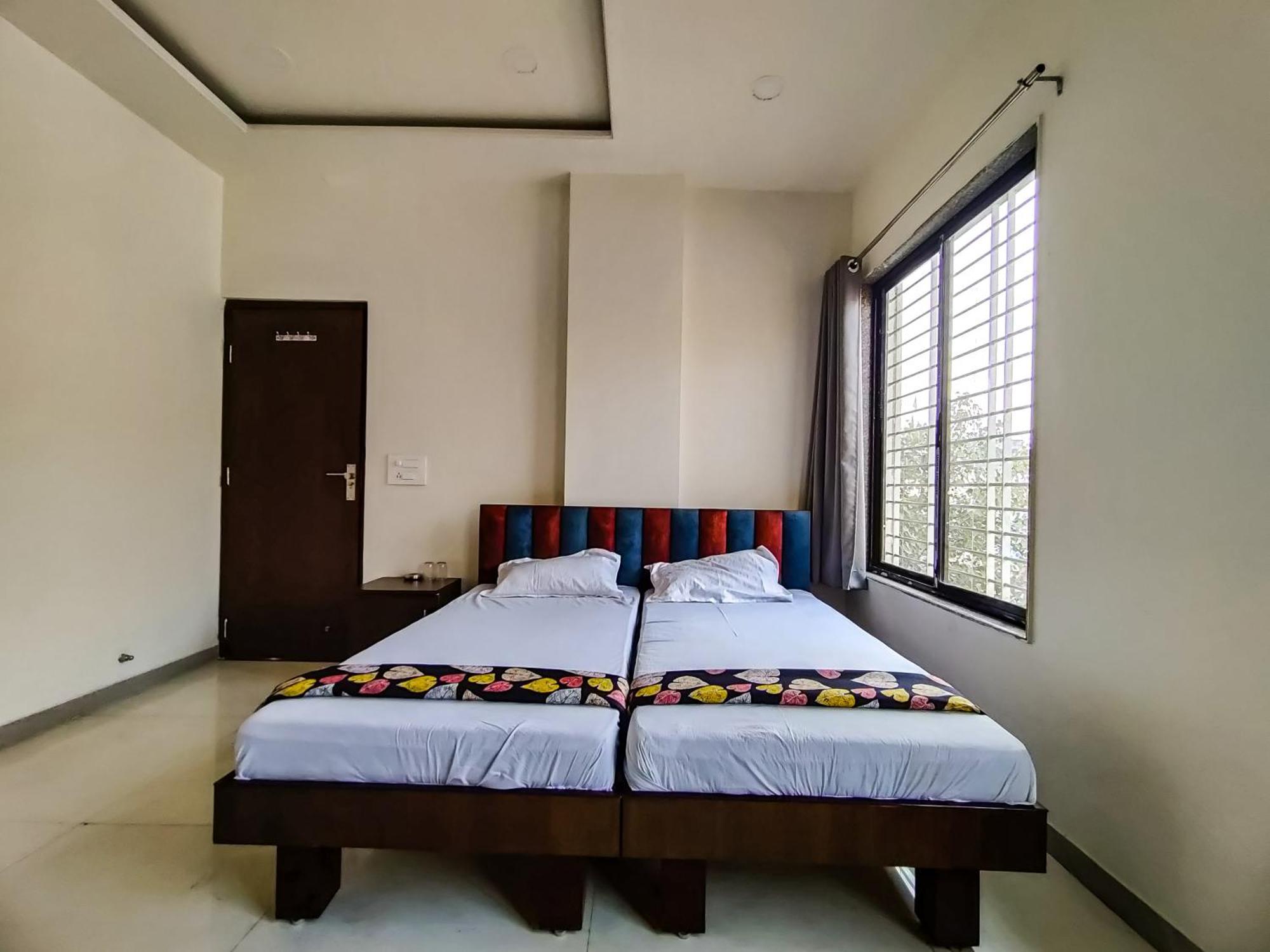 Basera AC DORMITORY&ROOMS Nagpur Buitenkant foto