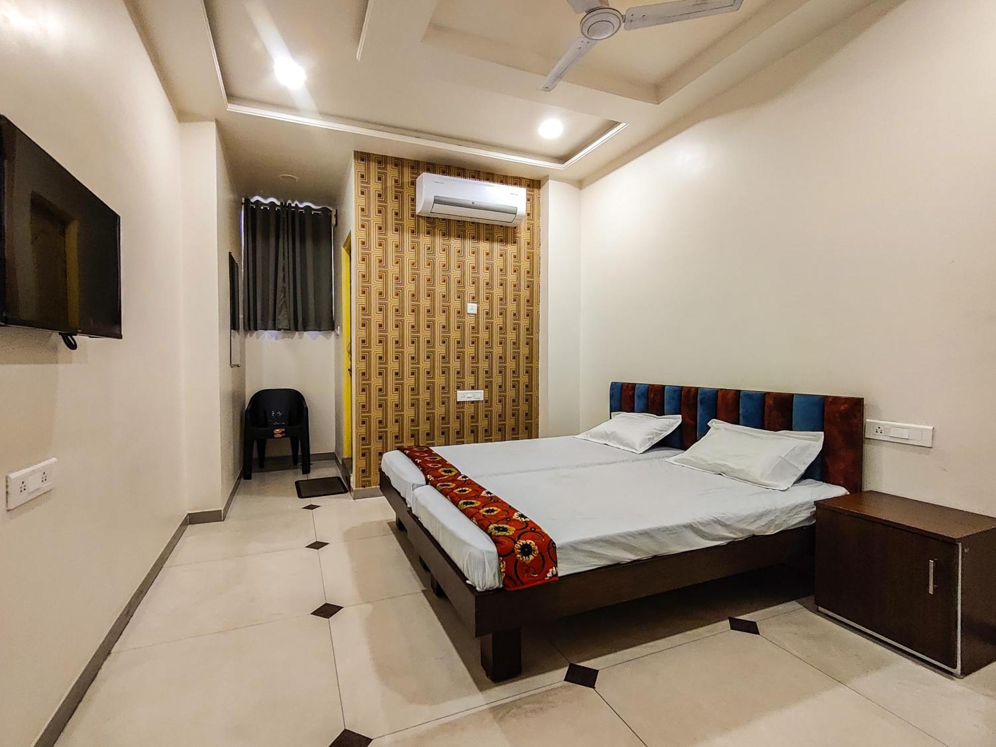 Basera AC DORMITORY&ROOMS Nagpur Buitenkant foto