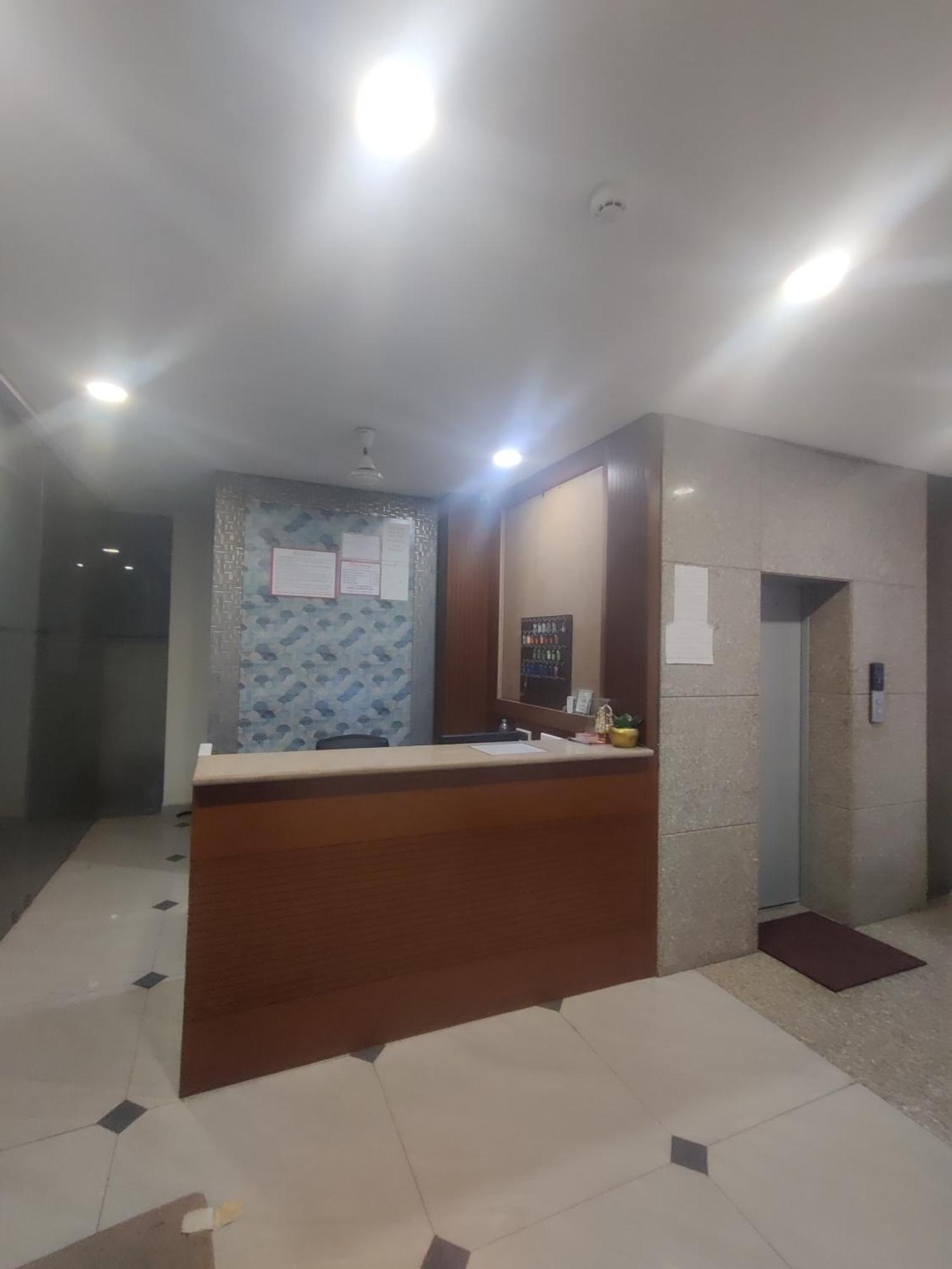 Basera AC DORMITORY&ROOMS Nagpur Buitenkant foto